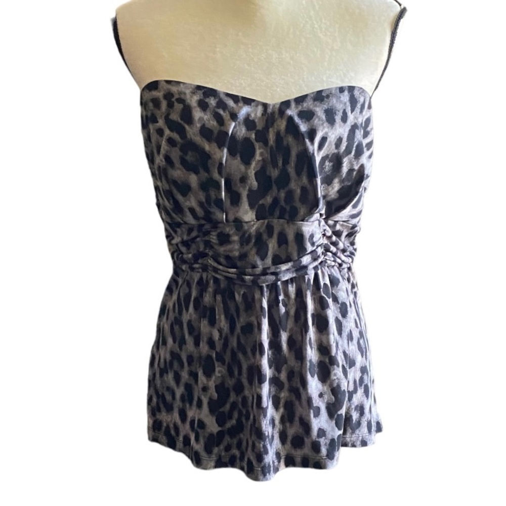 TORRID -ANIMAL PRINT STRAPLESS TOP-SIZE 2X
